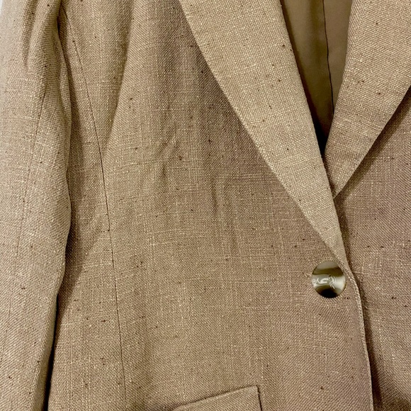 Lauren Jeffries Tan Blazer - Picture 5 of 10